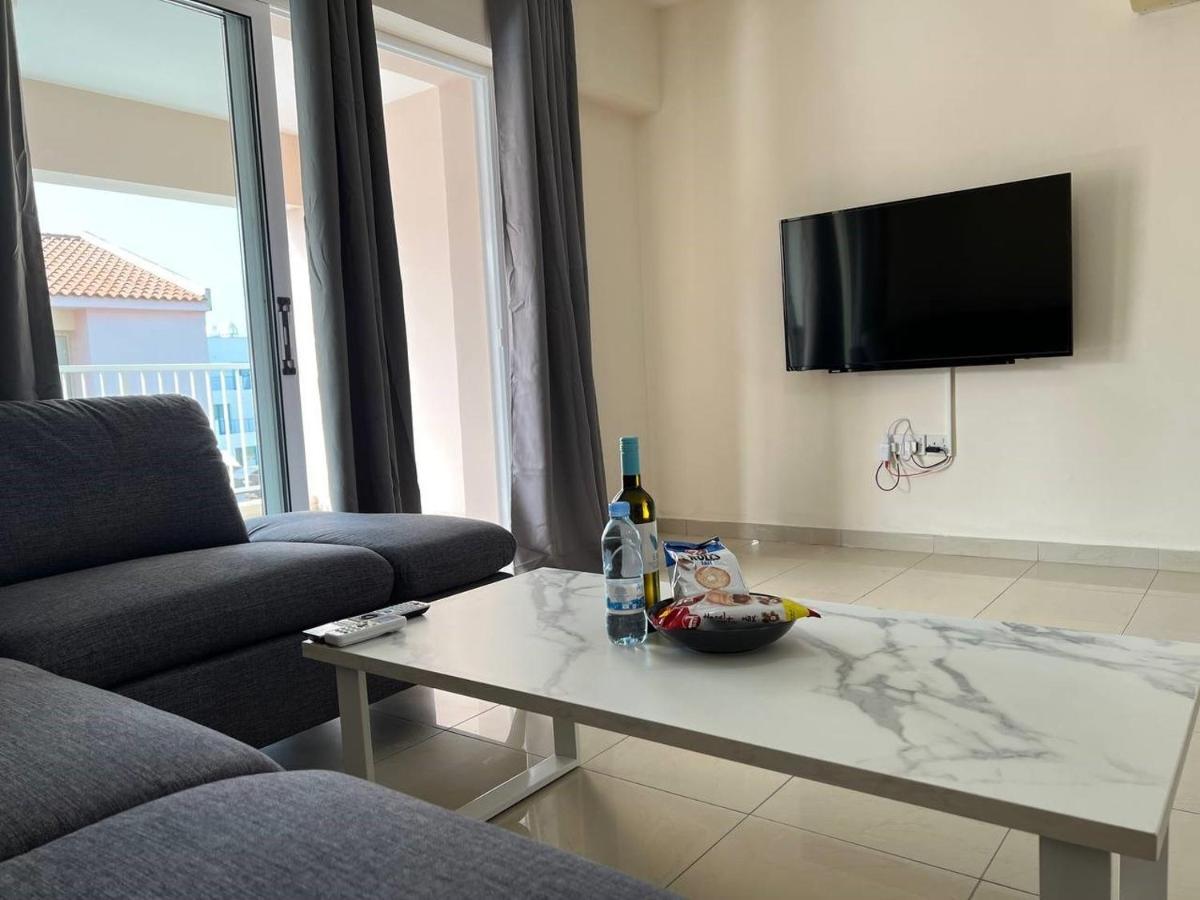 Greek Harmony Apartment Паралимни Екстериор снимка